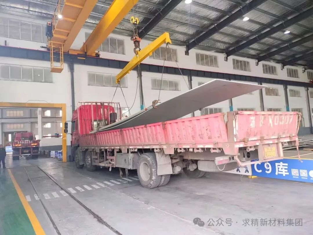 岁末厂区热火朝天，实干笃行喜迎新春